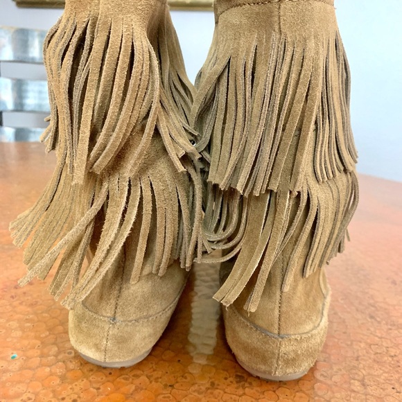 Minnetonka Suede Fringe Ankle Boots - Picture 5 of 5